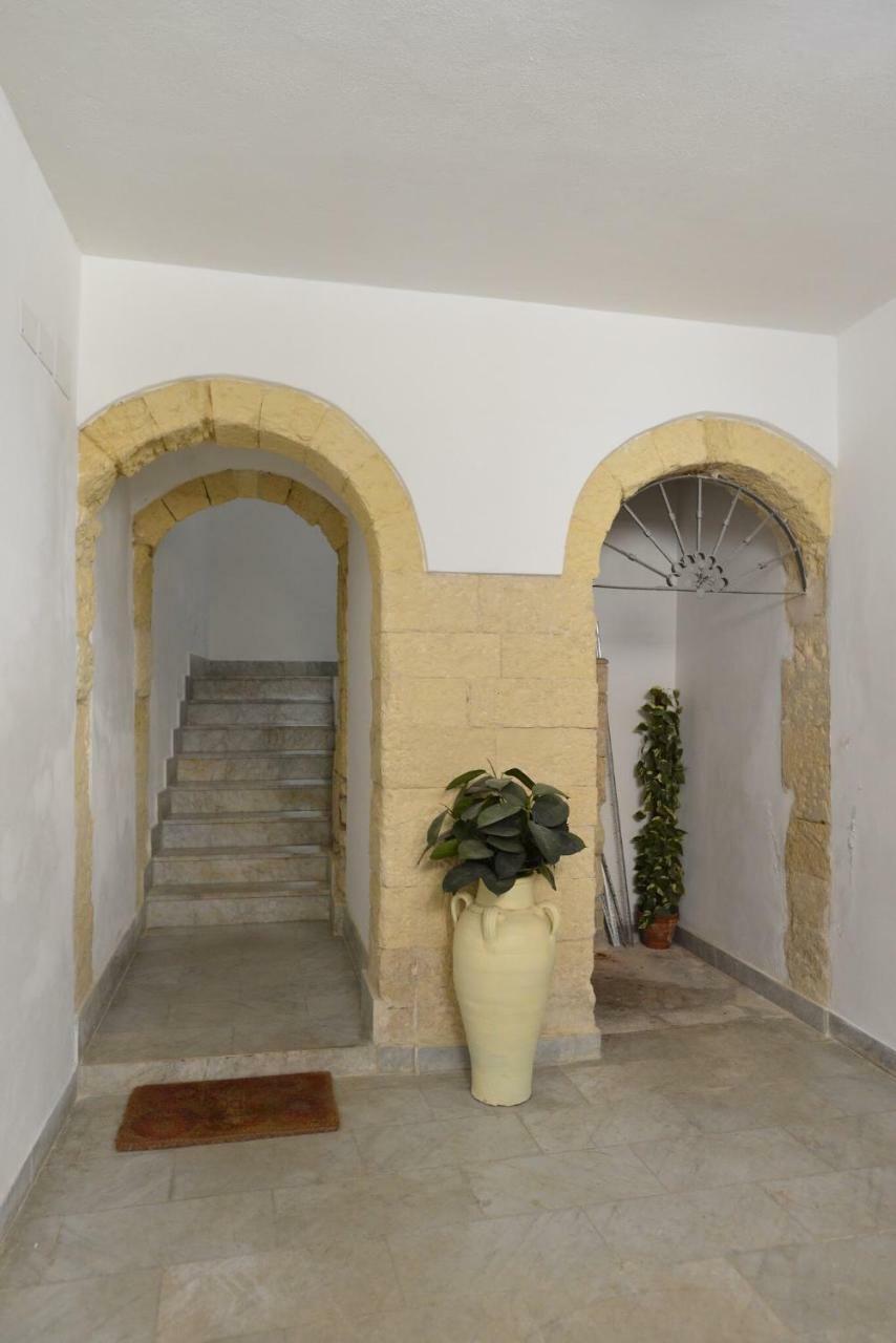 Izzhome Dsign كالياري المظهر الخارجي الصورة